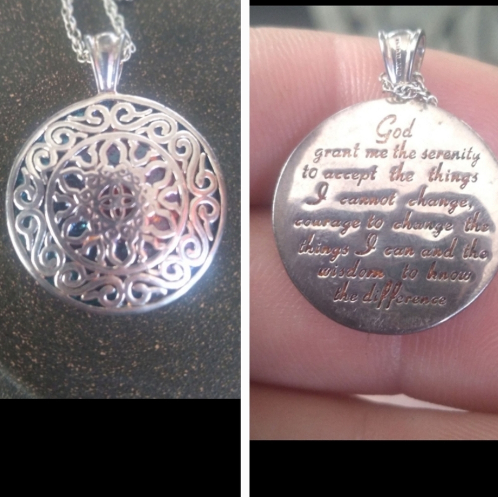 Vintage .925 Silver Flower of Life Pendant Engraved Script Necklace - Picture 4 of 11